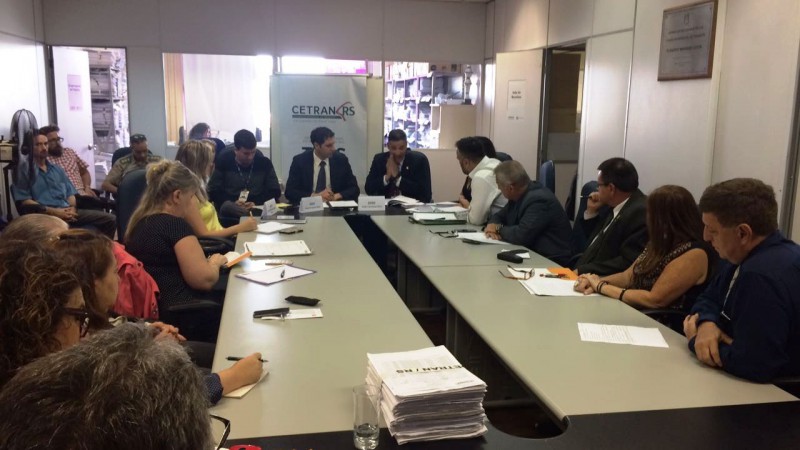Cetran/RS questiona decisão sobre cadeirinhas no transporte escolar