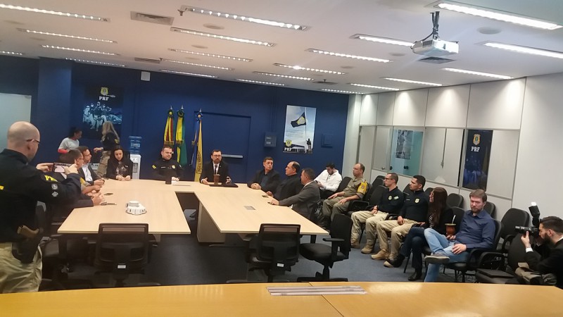 Diretor Geral do DENATRAN reúne-se com autoridades e representantes do trânsito gaúcho na Sede da PRF.